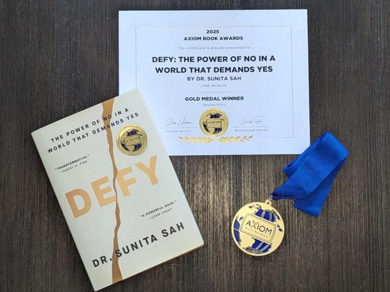 5 Common Traits of Award-Winning Leadership Books